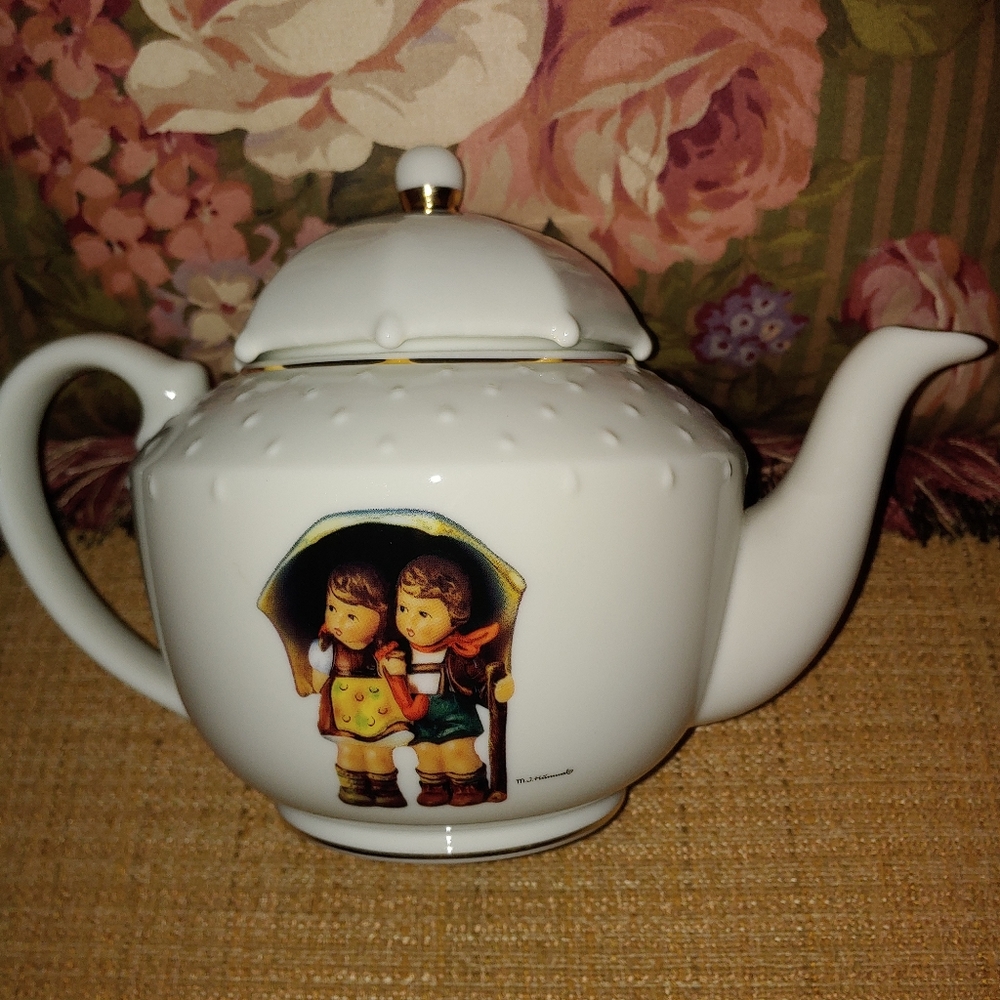 Vintage Hummel Porcelain Tea Pot